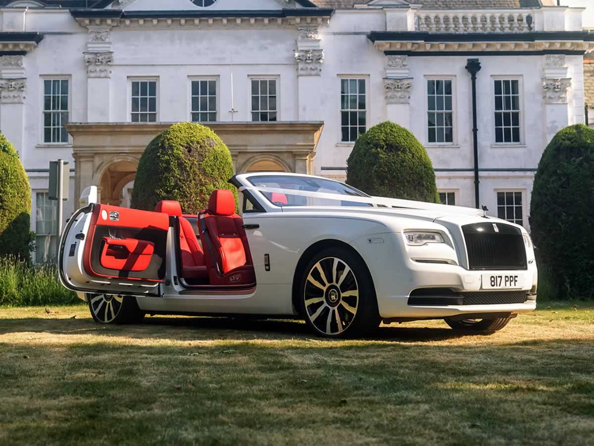 Rolls-REoyce Dawn convertible